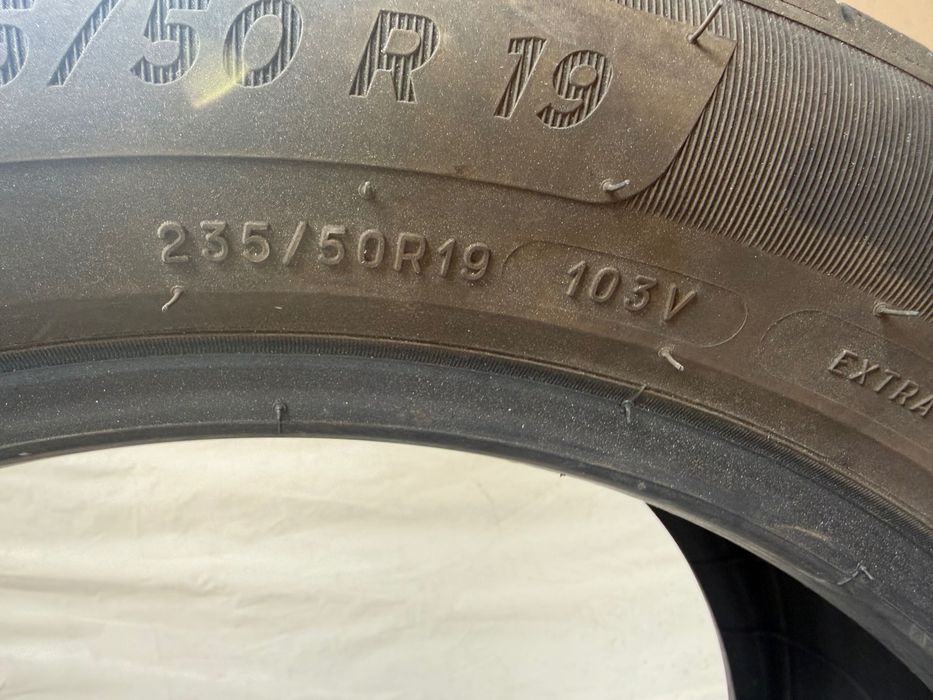 Продавам летни гуми 235 / 50 / 19