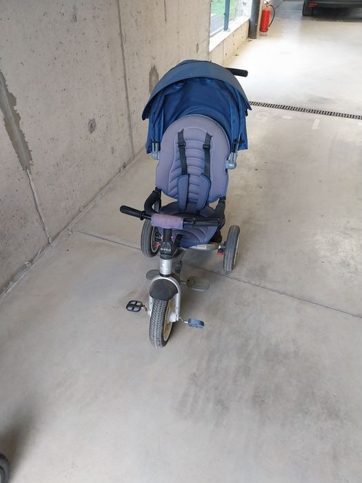 Детска триколка.