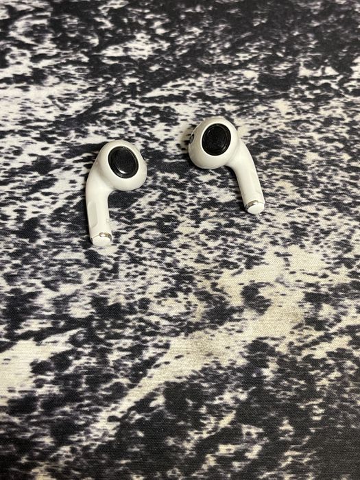 Aipods Pro слушалки