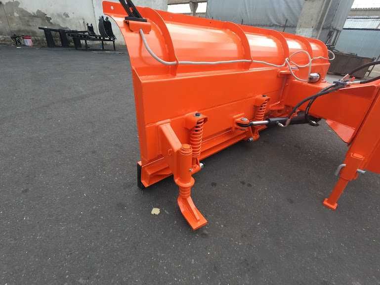 Lama zapada incarcator telescopic si buldoexcavator