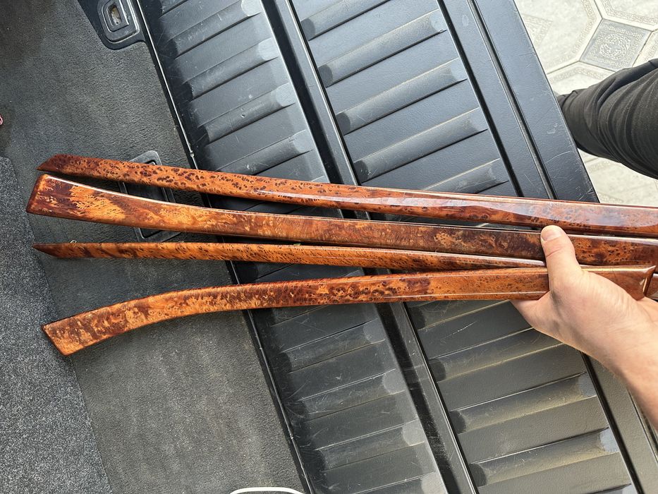 E39 дерево на двери