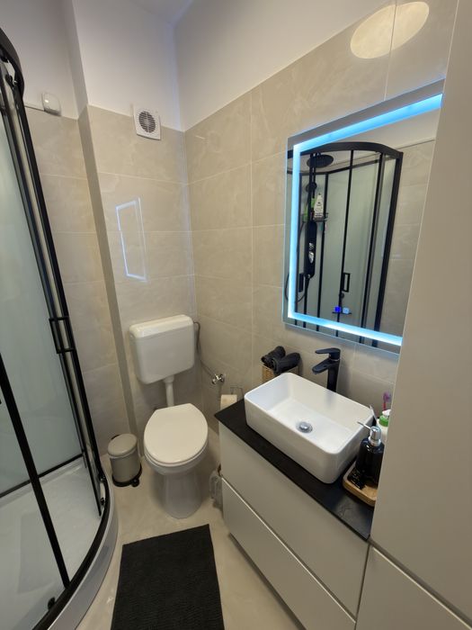 Apartament 2 camere Vest 9 Mai + loc de parcare subteran inclus