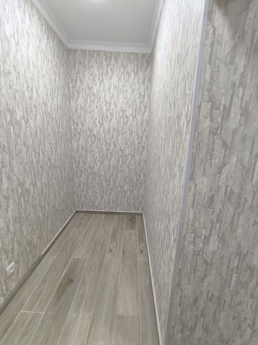 Продам 2-х ком. Янгиюль от кольца 800 метров