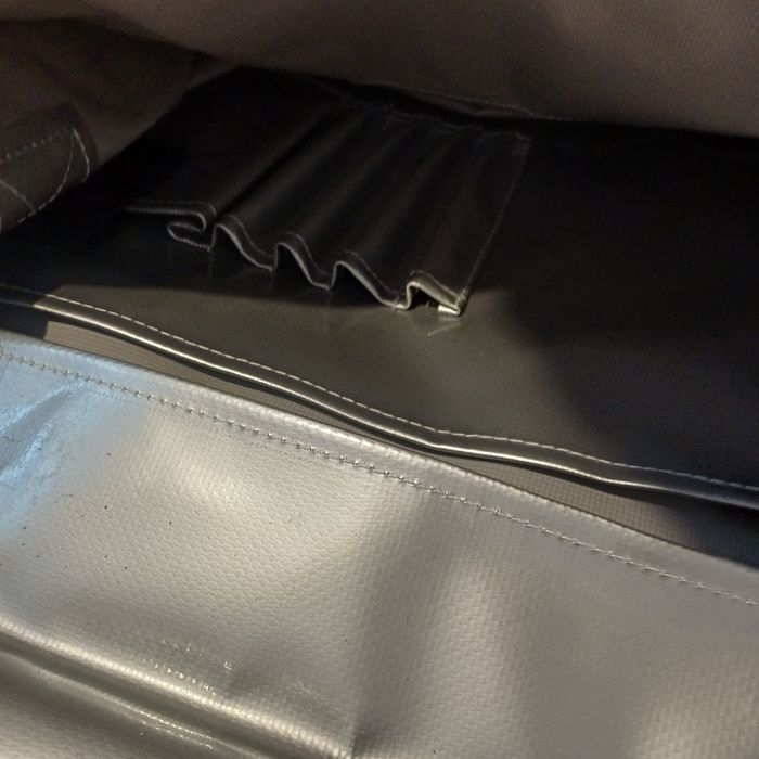 Geanta noua impermeabila curierat laptop