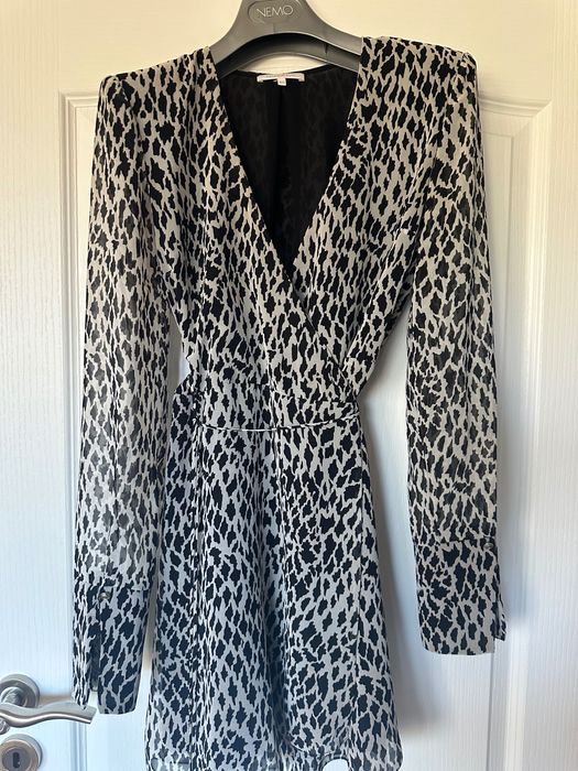 Рокля Patrizia Pepe