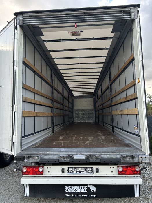 Semiremorca Schmitz Varios Liftanta (kogel krone)