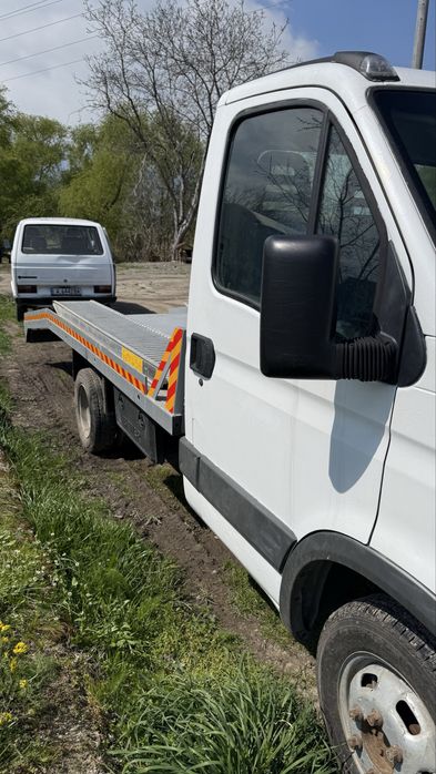 Платформа iveco пътна помощ