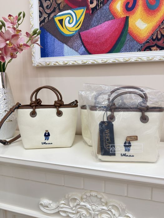 В наличии сумки от WHO.A.U