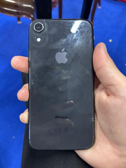 Айфон хр 64гб.