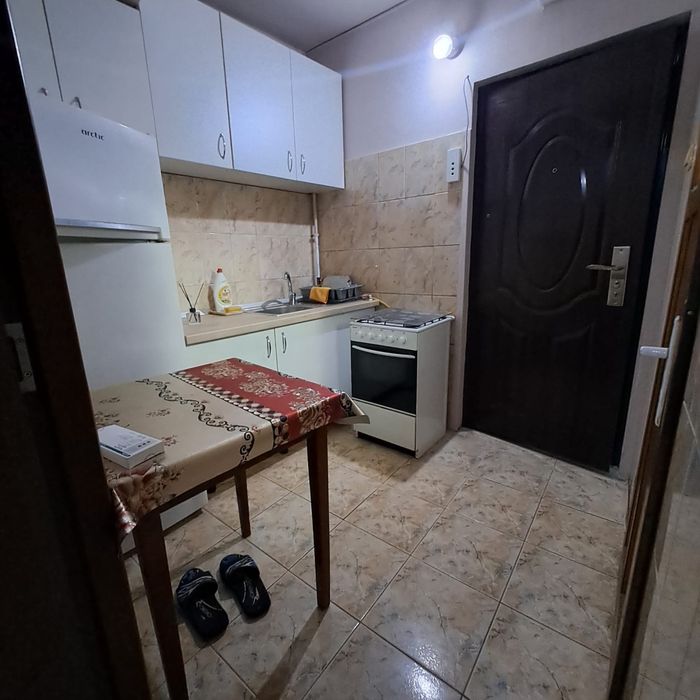 Garsoniera de vanzare