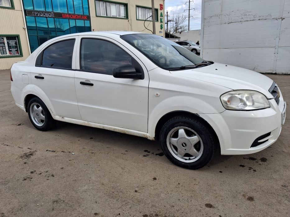 Продам шевролет авео