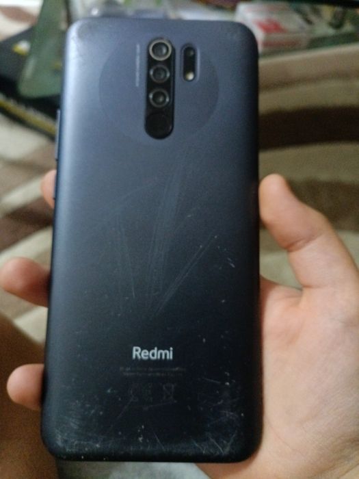 Продавам Redmi и е намерен