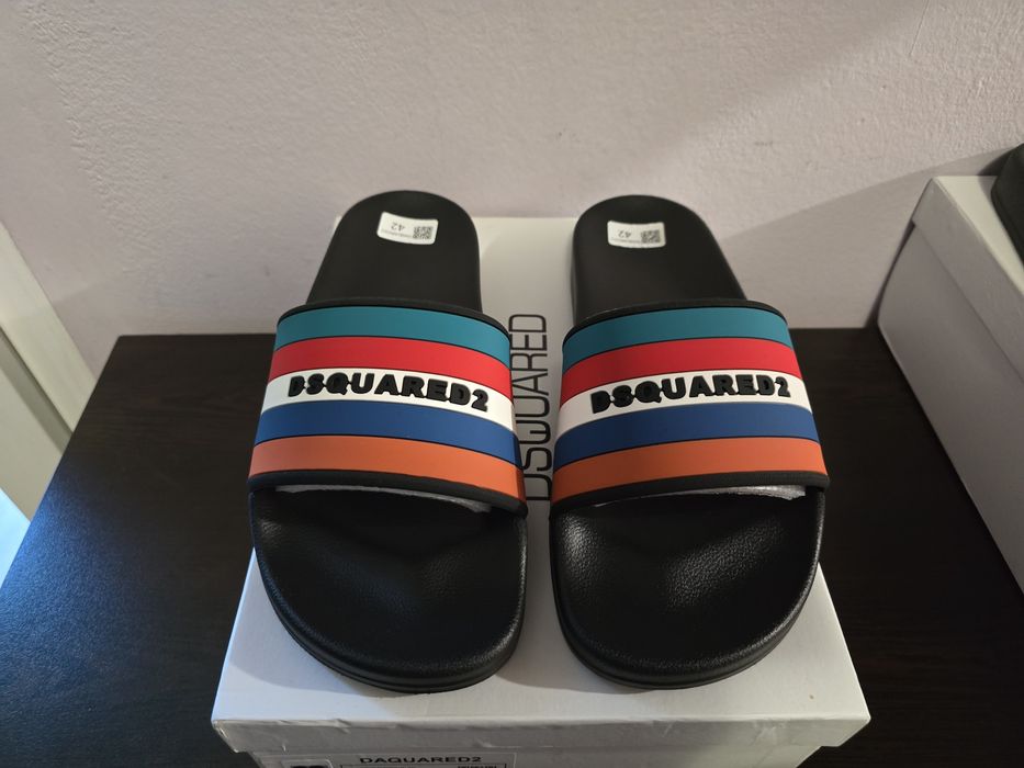 Продавам маркови чехли - Dsqared2, Karl Lagerfeld, Burberry,Balenciaga