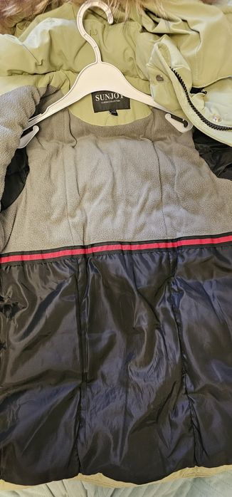 Продам зимнюю куртку