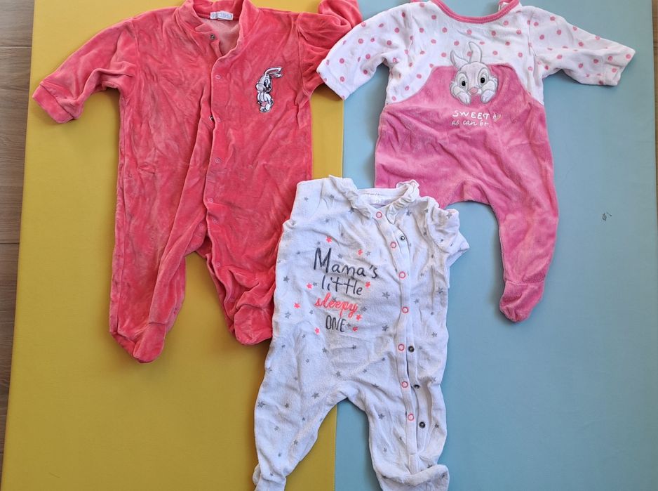 Haine fetite marimea 62