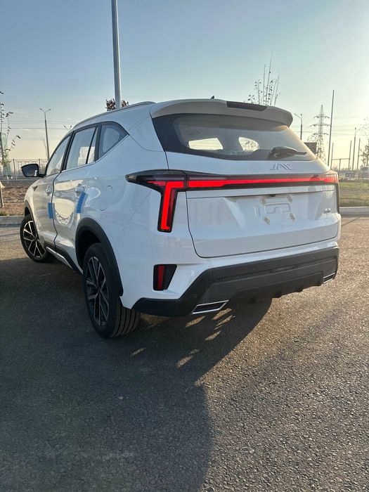 JAC JS8 2026 sotuvda tayor