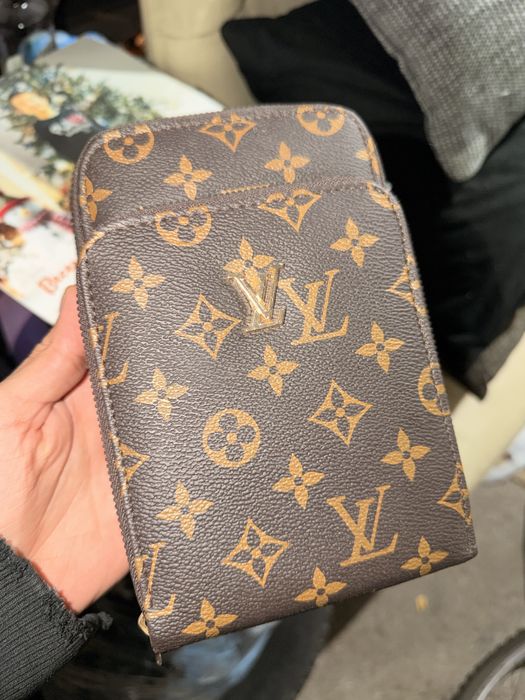 Louis vuitton чанта
