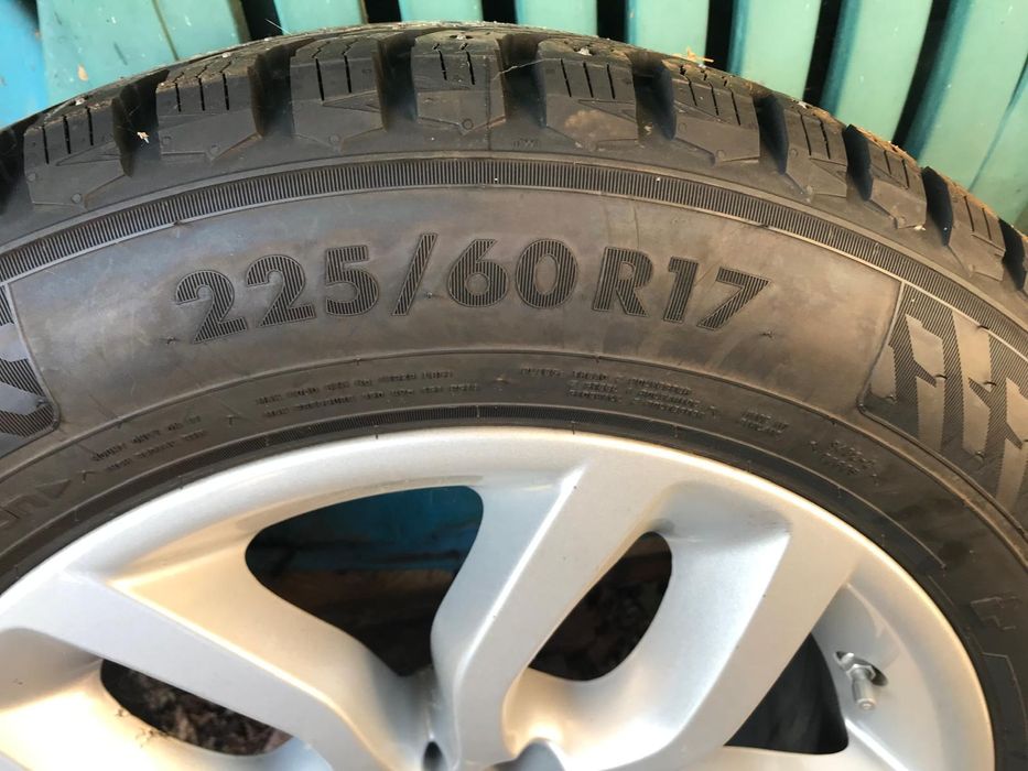 Vând 4 anvelope de iarnă NORDMAN-Finlanda 2023,puțin rulate.