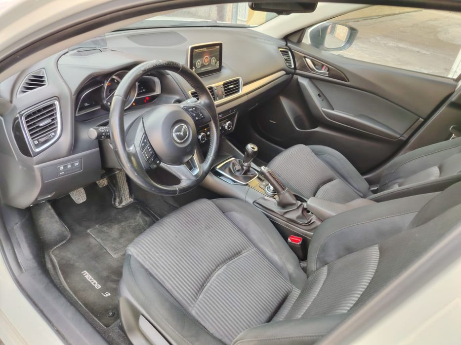 Vând Mazda 3 preț 6000 euro