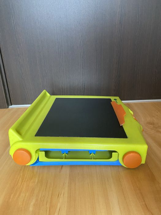 Imaginarium магнитна дъска с букви