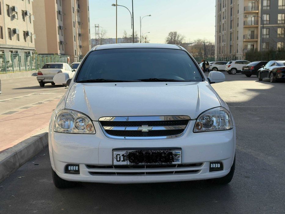 Lacetti 1.8 AT ideal holatda, to'liq servis qilingan, haydashga tayyor