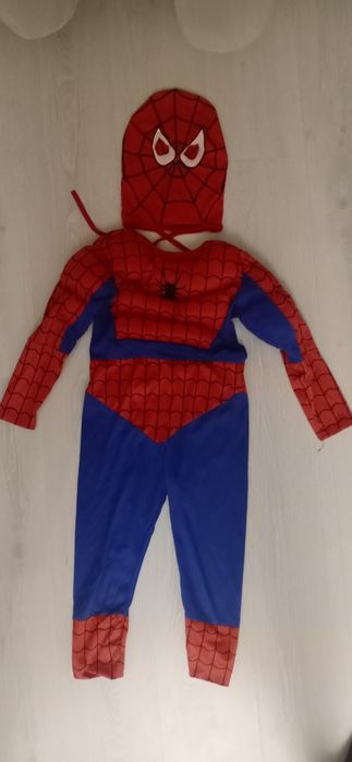 Продам новогодние костюмы