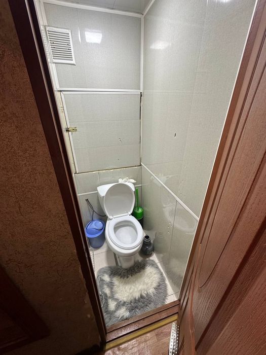 Срочно продаётся квартира Мирабадский р-н Куйлюк массив2 1/2/4 не торе