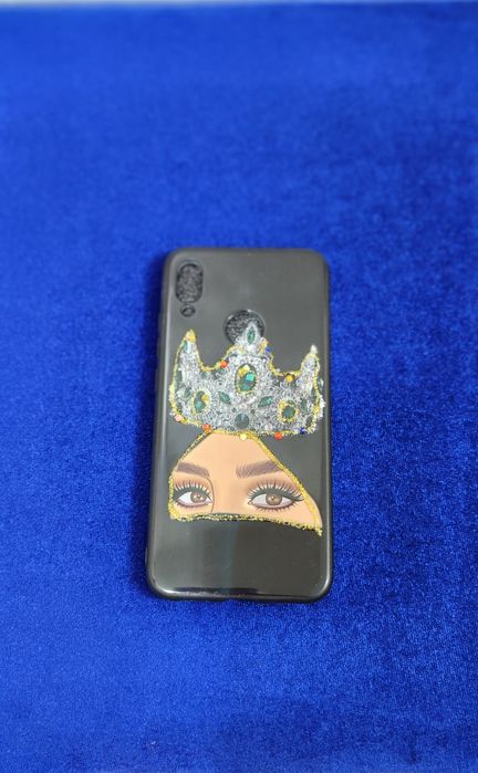 Telefonlarga chexol bor