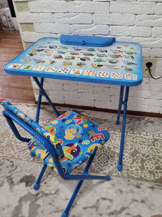 Стол и стул детский (парта Nika)