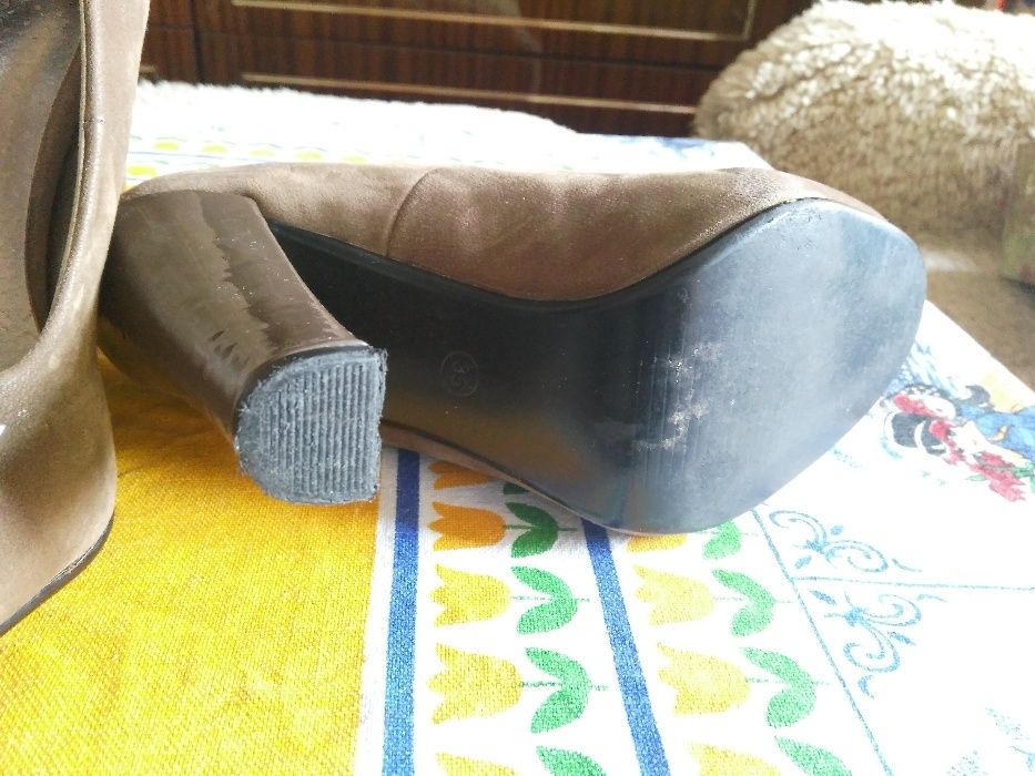 Продавам обувки с висок ток