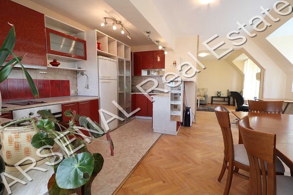 Дава се под наем Четиристаен апартамент в София, Гео Милев - 145 кв.м за 800 € - Снимка #2