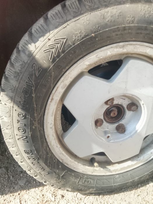 Продам зимние шины