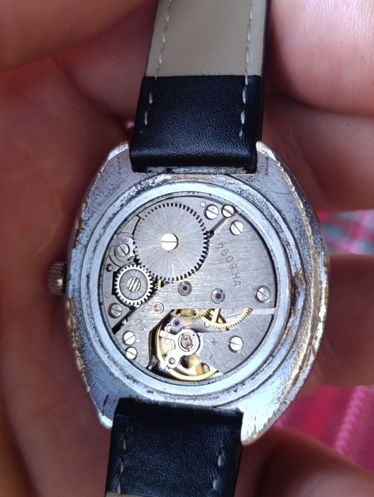 Ceas mecanic Raketa