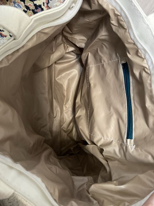 продам сумку Сингапур, привезён с Сингапура