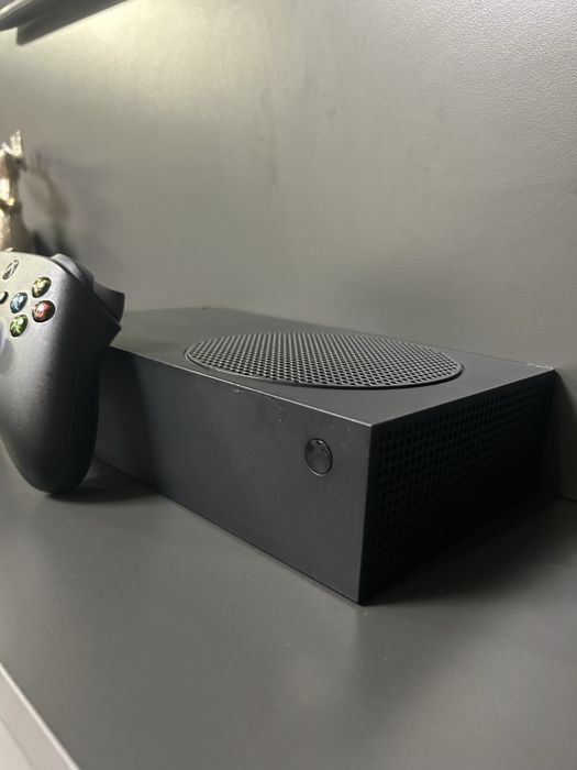 Гейминг Конзола Xbox Series S 1TB+ Джойстик
