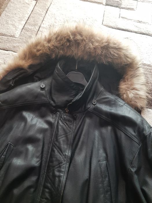 Haina piele matlasată  mărime  52/54