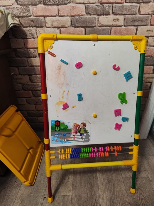 Доска знаний-мольберт