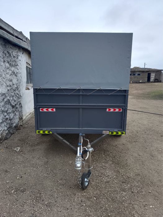 Авто прицеп коневоз