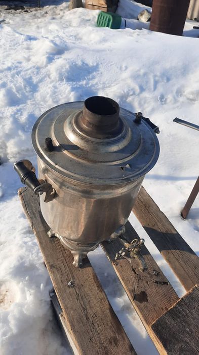 Продам самовар в хорошем состояниие.