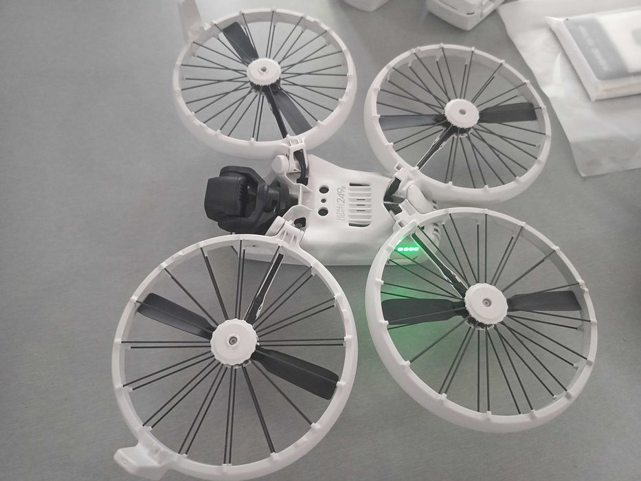 Dji Flip дрон за влогъри