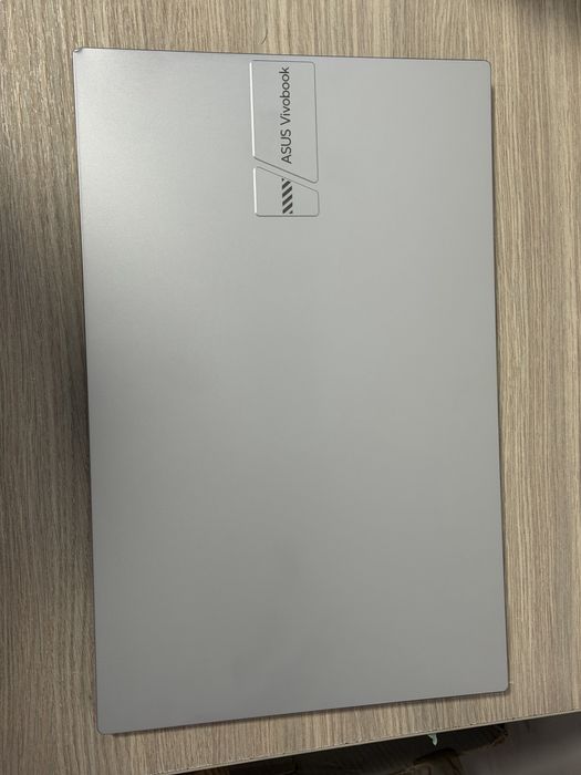 Asus vivobook 15 (2025) intel core 5 120u ozu 16gb ssd 512gb