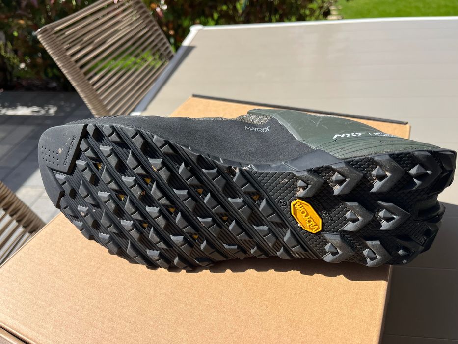 Salewa Wildfire NXT – pantofi approach / drumeție – mărimea 43 – aproape noi