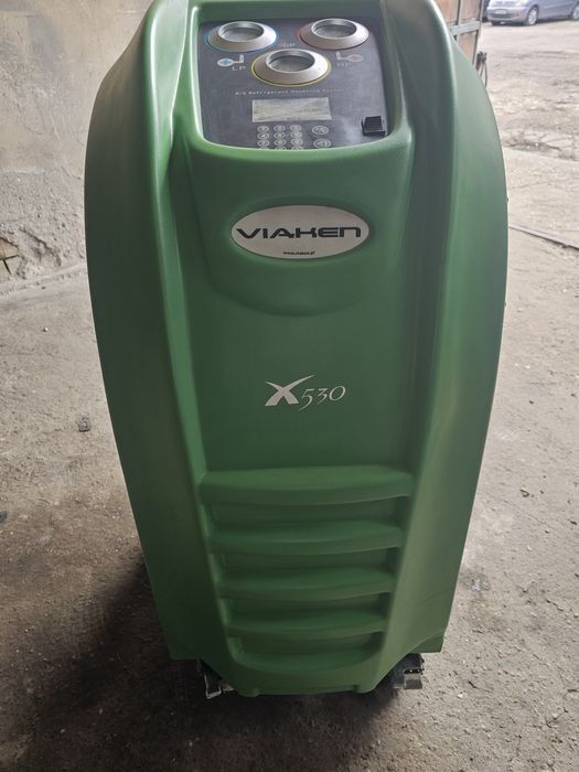 Автоматична Машина,станция за  автоклиматици,зареждане на фреон VIAKEN X530 R134A