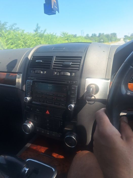 VW Touareg 2.5 R5 Facelift,174 к.с. , 60 броя на части