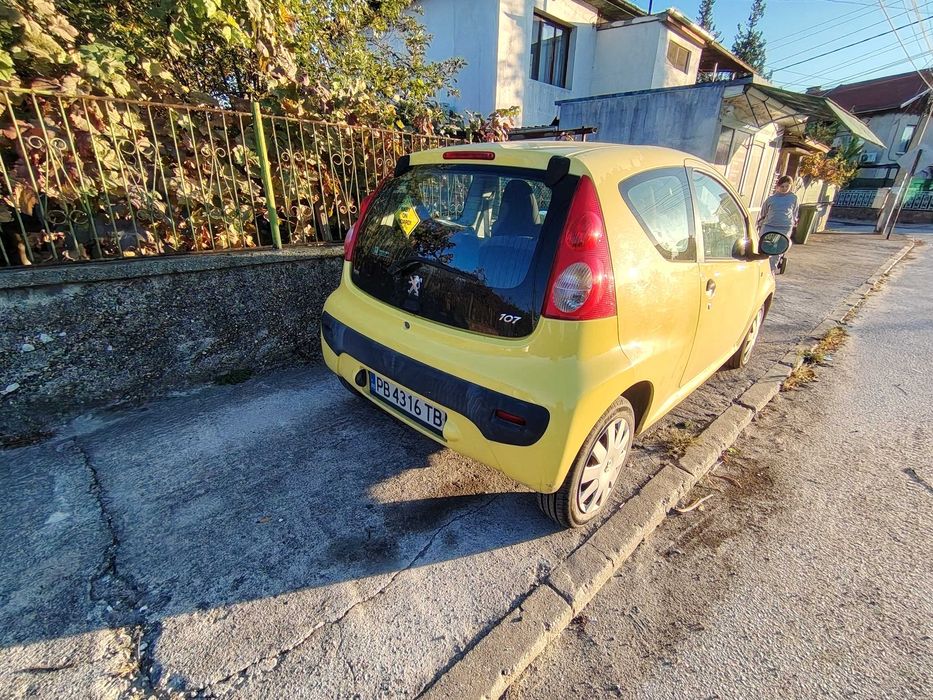 peugeot 107 1.1 бензин