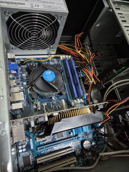 Desktop i5-3570, 16gb ram, 750Ti