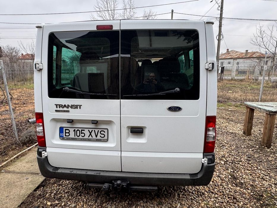 Ford Transit 8+1