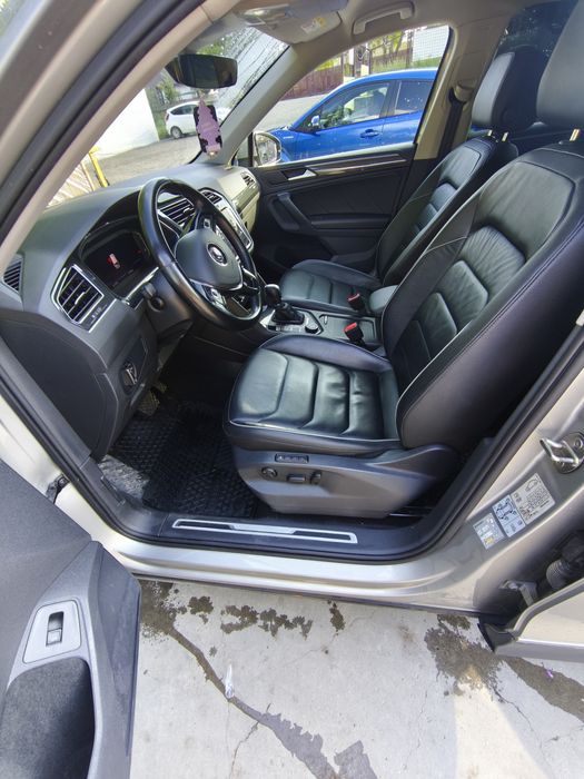 Volkswagen Tiguan 2.0 TDI – 190CP – 4x4 – DSG – 2019
Scaune piele full cu încălzire
Moduri de condus Ofroad drumuri grele 
Confort Sport +

Euro 6 • 2