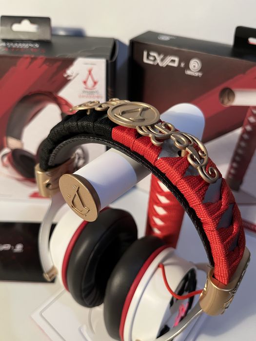 Гейминг слушалки Lexip - Assassin's Creed Shadows, безжични със стойка