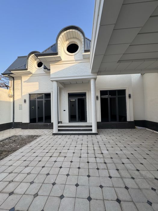 Hovli uy sotiladi 2.2 sotik Kuif unversiteti orqasida boy mahalla